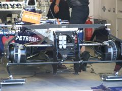 The front end of a BMW Williams FW27